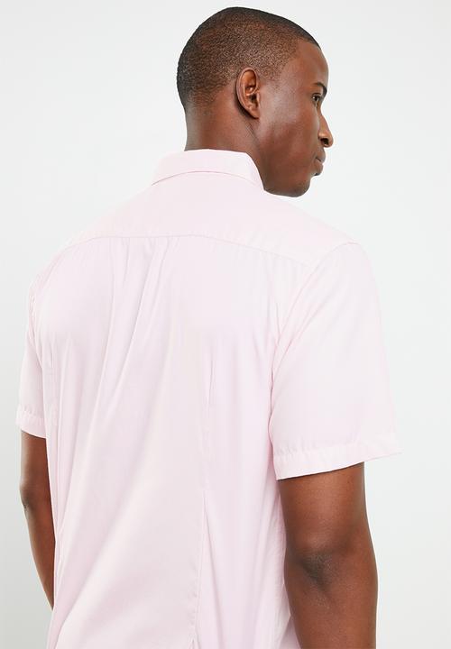STYLE REPUBLIC - Essential slim fit short sleeve shirt - pink