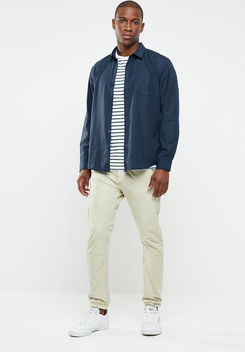 STYLE REPUBLIC - Essential slim fit long sleeve shirt - navy 
