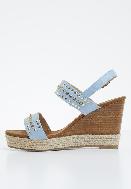 Miss Black - Vinolia wedge - blue
