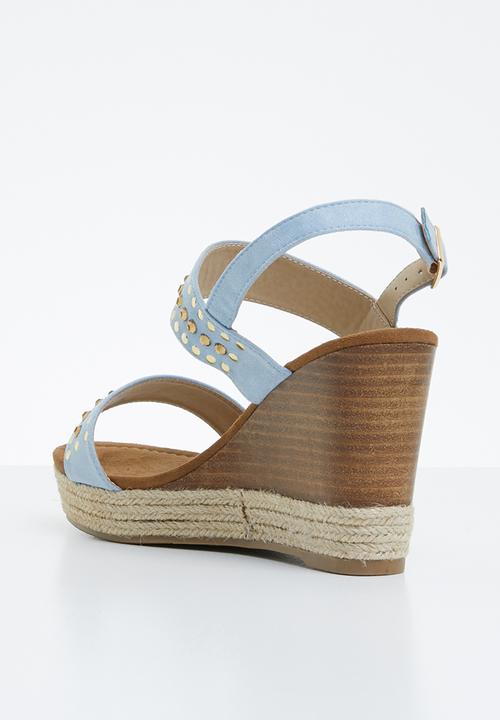 Miss Black - Vinolia wedge - blue
