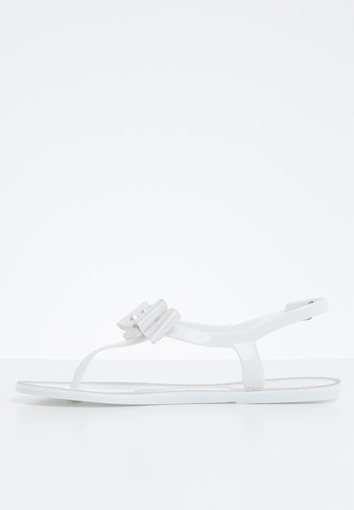 Miss Black - Bow detail sandals - white