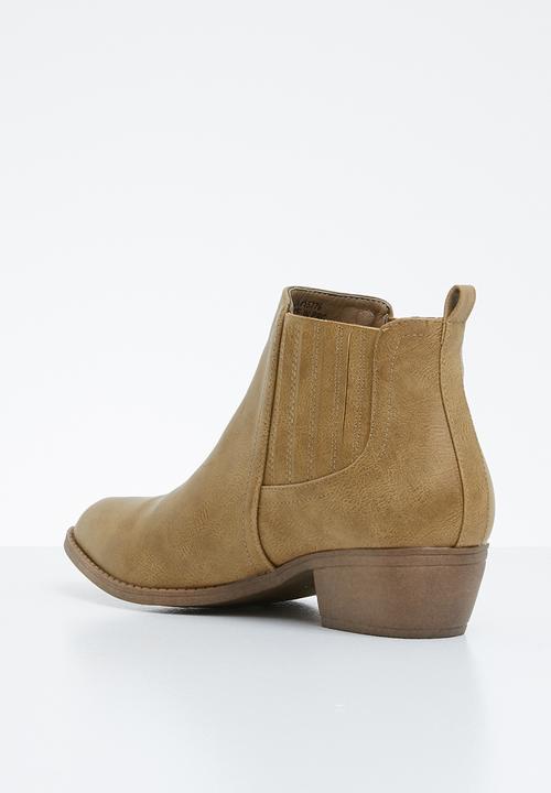Jada - Side panel low heel ankle boots - brown