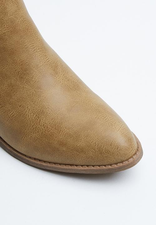 Jada - Side panel low heel ankle boots - brown