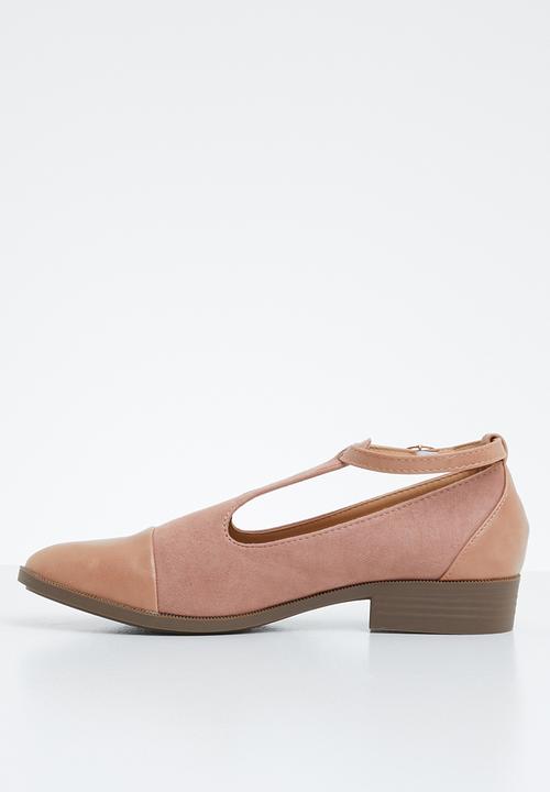 Jada - Fabric combo flat pointed pump - pink