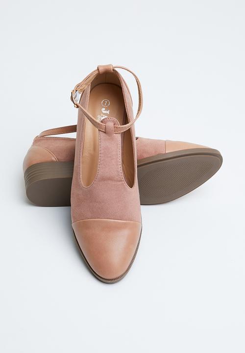 Jada - Fabric combo flat pointed pump - pink
