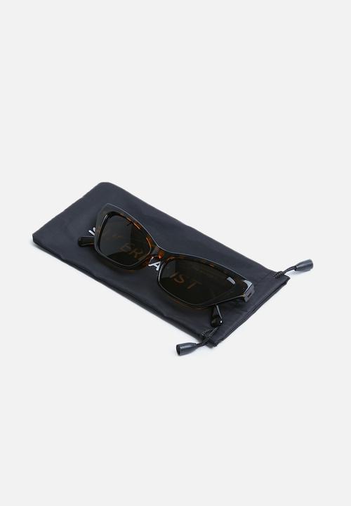 Superbalist - Adriana cat eye sunglasses - brown 