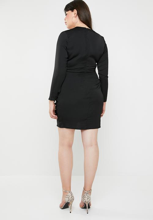 Missguided - Curve satin wrap over ruched side dress - black