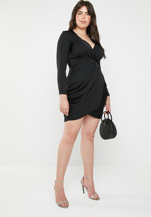 Missguided - Curve satin wrap over ruched side dress - black