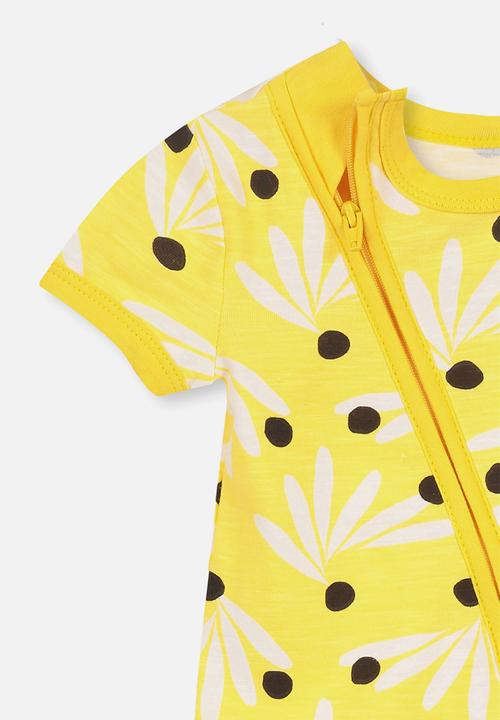 Cotton On - Mini short sleeve zip through romper - yellow