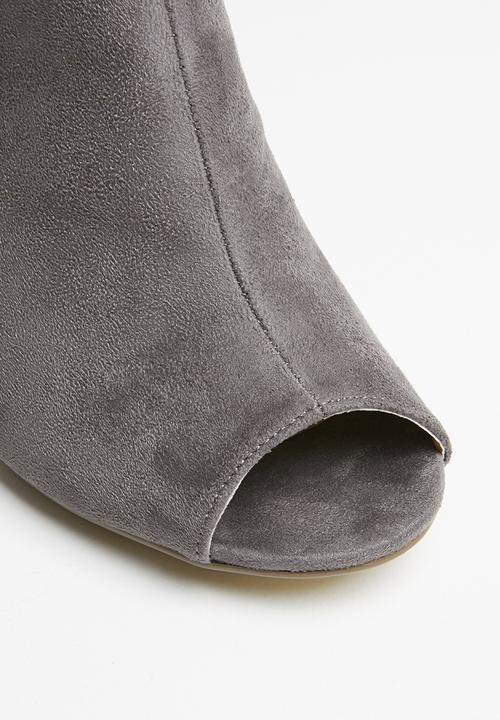 Miss Black - Aimee heel - grey