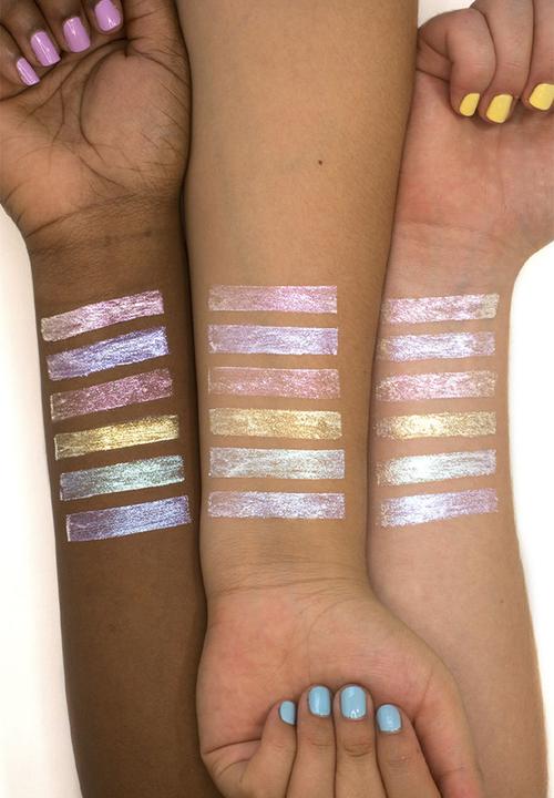 Stila - Little white lies liquid eye shadow - pink wink wink