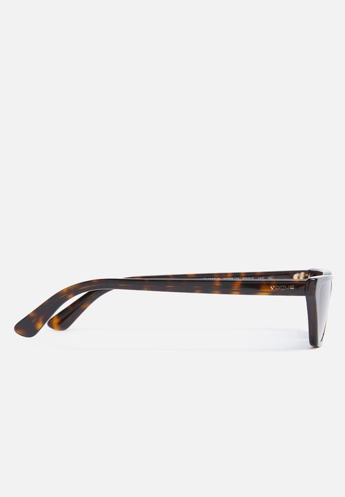 Vogue Eyewear - Gigi Hadid slim cat-eye sunglasses 53mm - brown