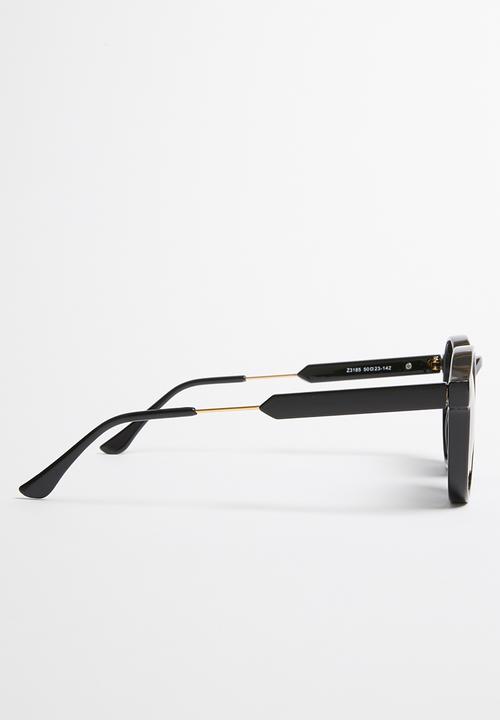 Unknown Eyewear - Huxley polarised - black