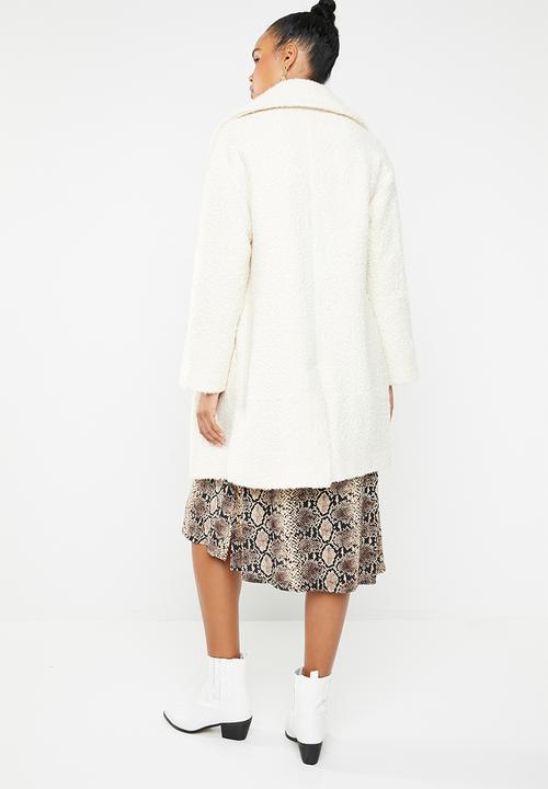 Missguided - Oversized boucle coat - white