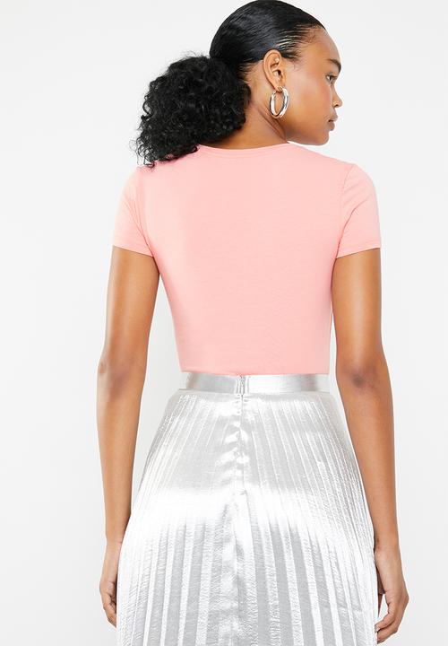 GUESS - Short sleeve 1981 tee - peach