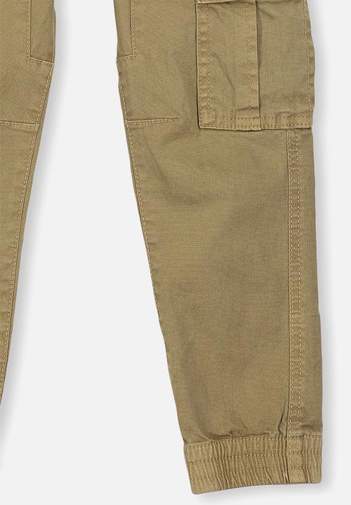 Cotton On - Joe cuffed pant - brown 