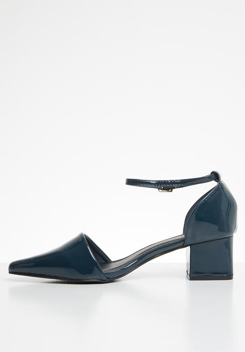 STYLE REPUBLIC - Ankle strap pointy heel - navy