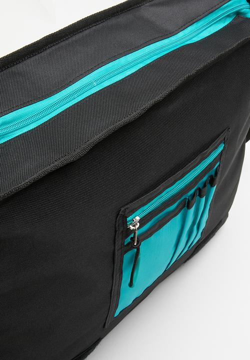 Skullcandy - Barricade sling - grey & black