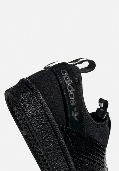 adidas Originals - Superstar Slip On W - black/collegiate purple