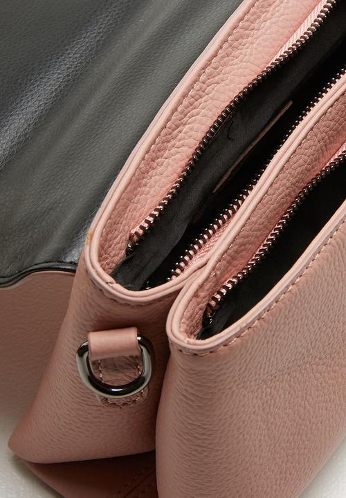 STYLE REPUBLIC - Chain detail bag- pink