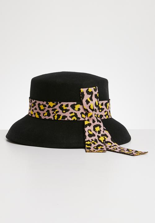Superbalist - Felt bucket hat - black