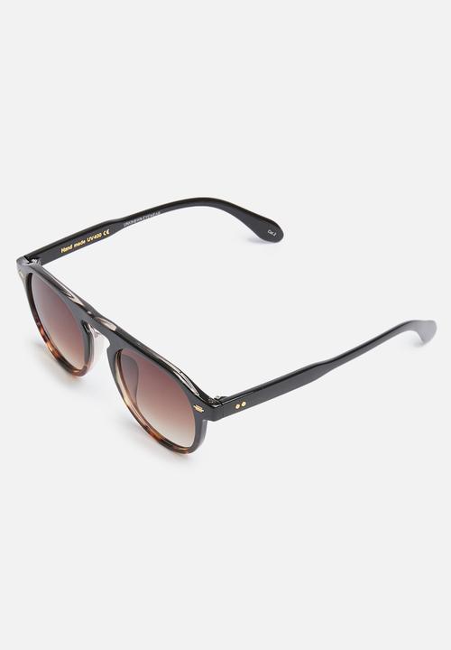 Unknown Eyewear - Moscow sunglasses - brown & black 
