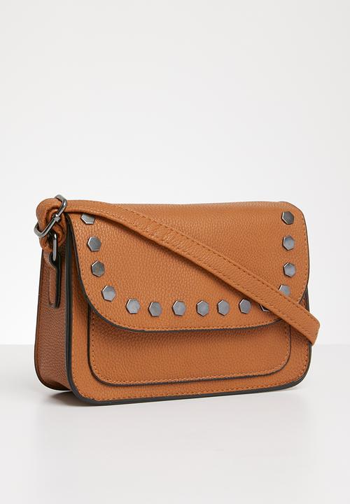 New Look - Hexy stud xbody - brown