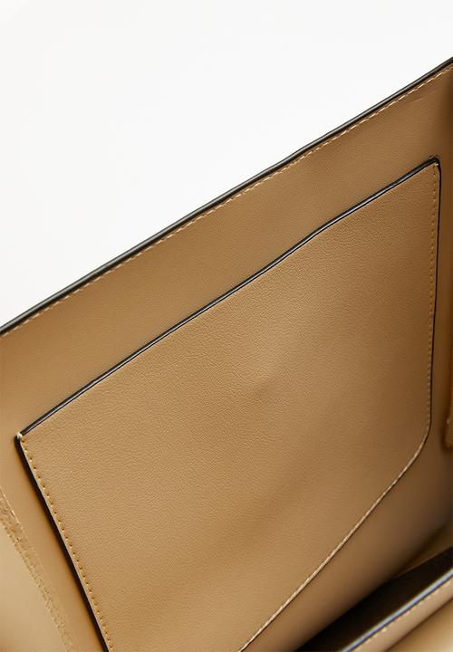 BLACKCHERRY - Cross-over bag - camel