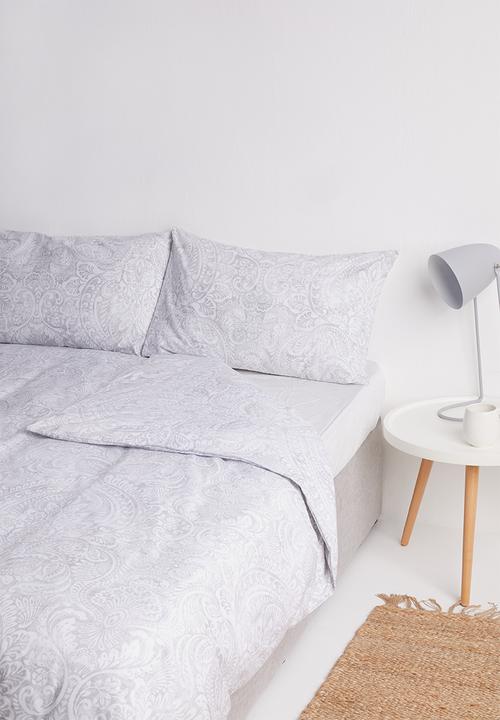 Sixth Floor - Aria paisley printed duvet set - grey