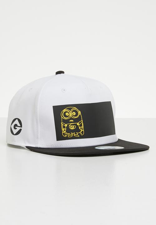 PUMA - Minions flat brim cap - white