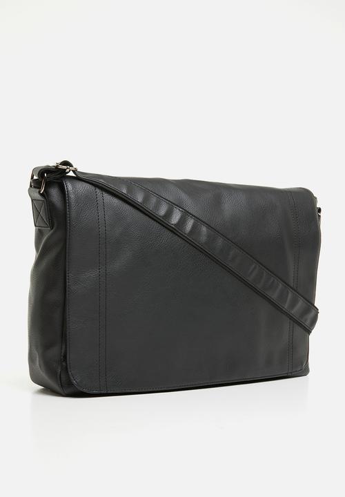 New Look - Stitch PU messenger - black