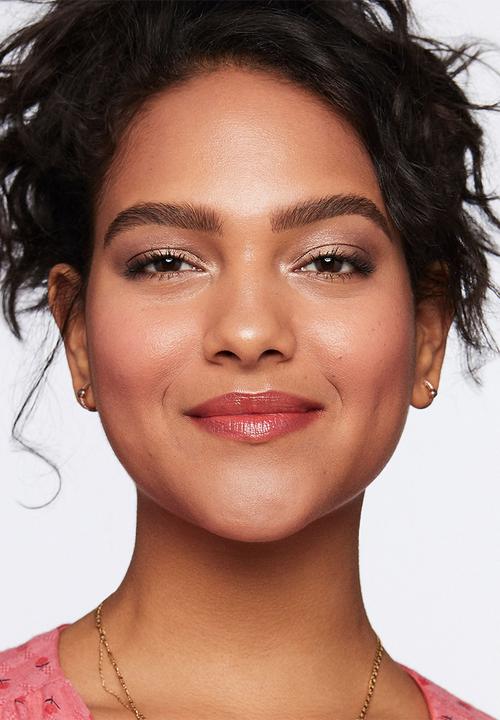 Benefit Cosmetics - Get this pretty started powder blush palette
