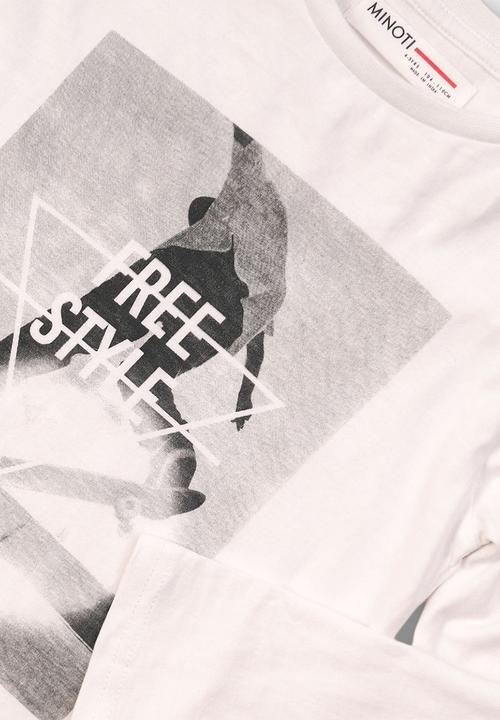 MINOTI - Free style graphic tee - white