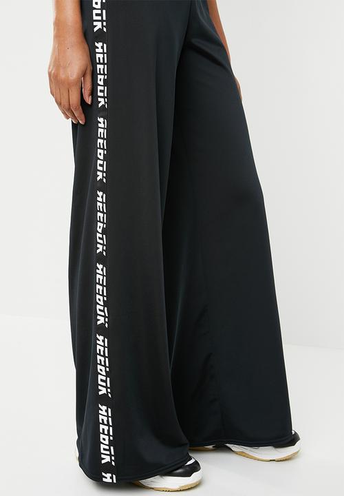 Reebok - Workout myt knit wide leg training pants - black & white
