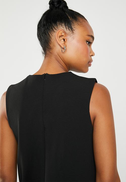 c(inch) - Easy fitting a-line dress - black