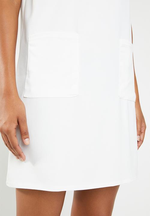 c(inch) - Easy fitting a-line dress - white
