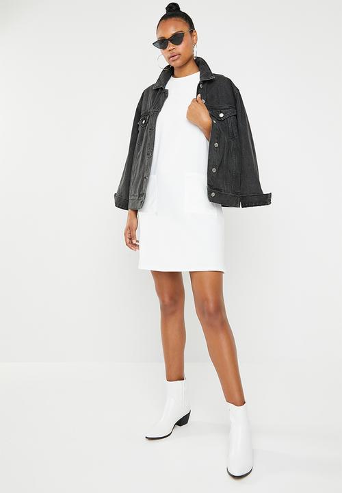 c(inch) - Easy fitting a-line dress - white