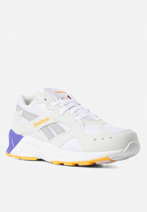 Reebok Classic - Aztrek - white/true grey/gold