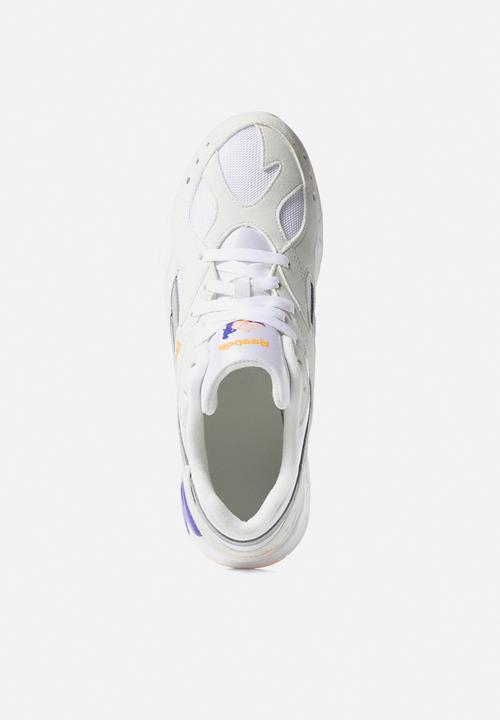 Reebok Classic - Aztrek - white/true grey/gold