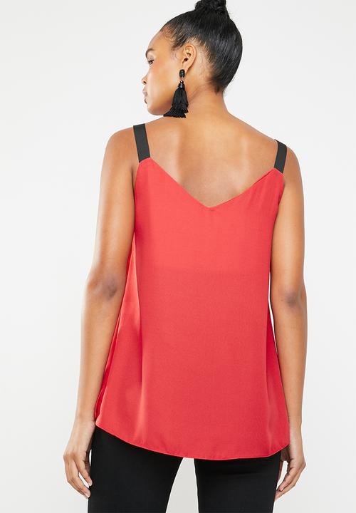 STYLE REPUBLIC - Contrast strap cami - red