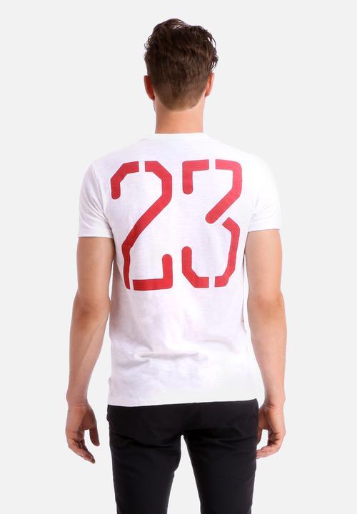 Superdry. - American Stencil Worn Wash Tee