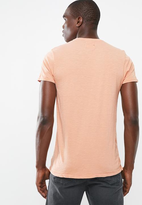 STYLE REPUBLIC - Soft pocket tee 1 - peach