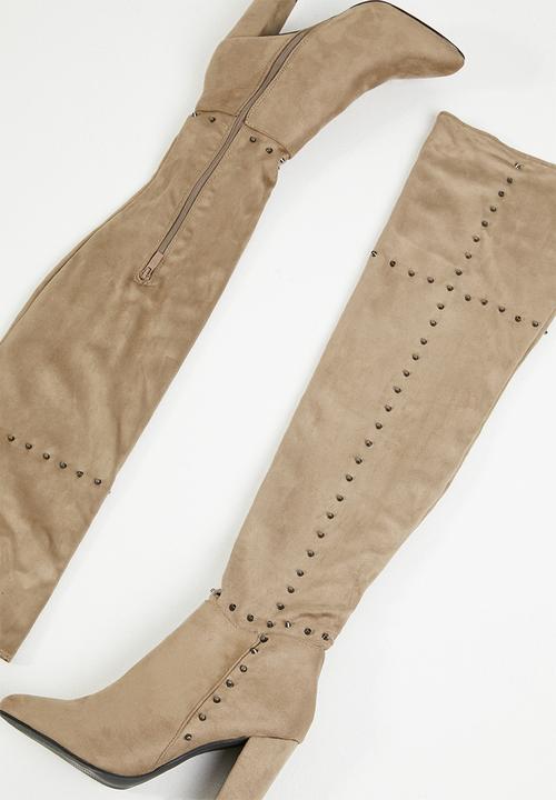 STYLE REPUBLIC - Studded thigh high - beige