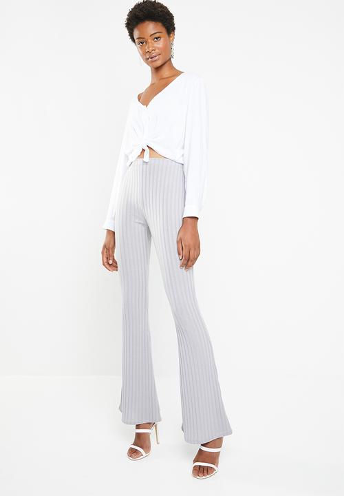 Missguided - Matte ribbed flare trouser - grey