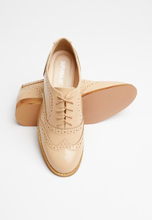 Superbalist - Basic lace-up brogue - neutral