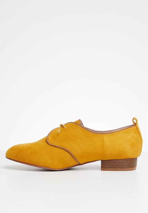 Superbalist - Louise brogue - mustard