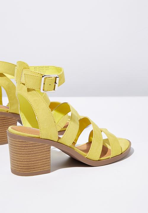 Cotton On - Faux leather stack heel - yellow
