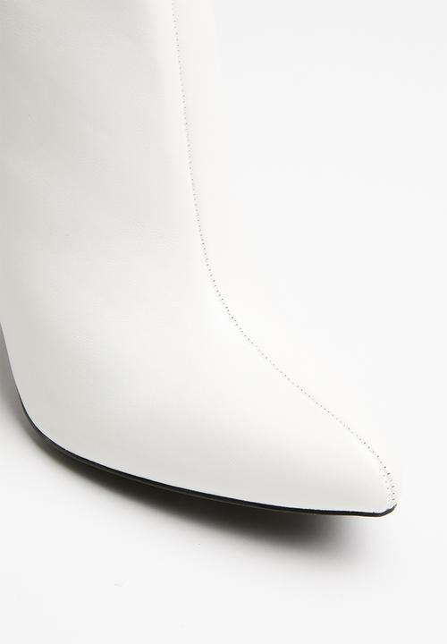 Superbalist - Sade cone heel boot - white