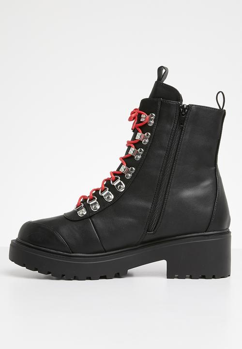 Superbalist - Reagan lace up boot - black