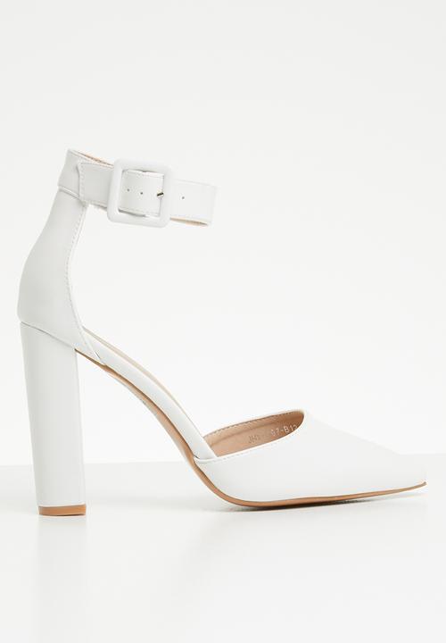 Farrah ankle strap heel - white 